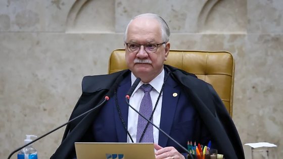 Fachin anula Moraes contra Mendonça e manda PGR se manifestar