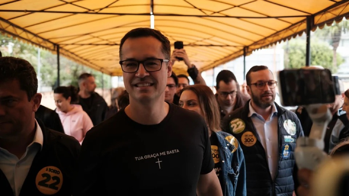 TSE julga casos indefinidos na urna